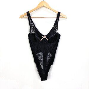 Palindrome Size M Womens Lace Bodysuit in Black